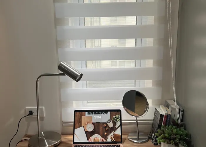 Victoria Loft In Bgc Wifi Netflix Apartment *