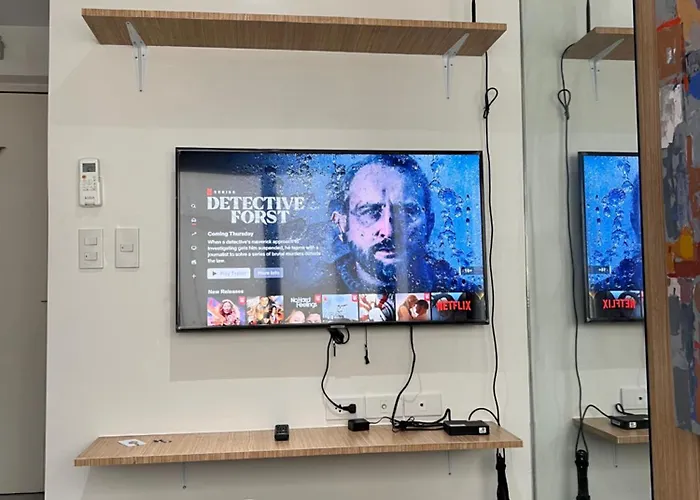 Victoria Loft In Bgc Wifi Netflix * Manila